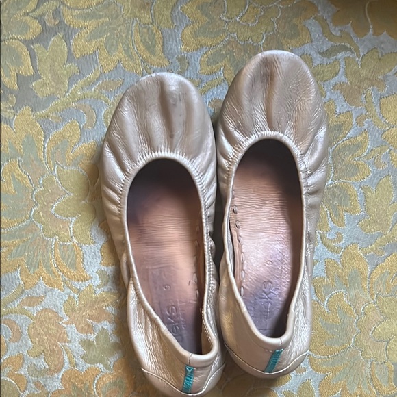 Champagne tieks size 9 - Picture 1 of 6